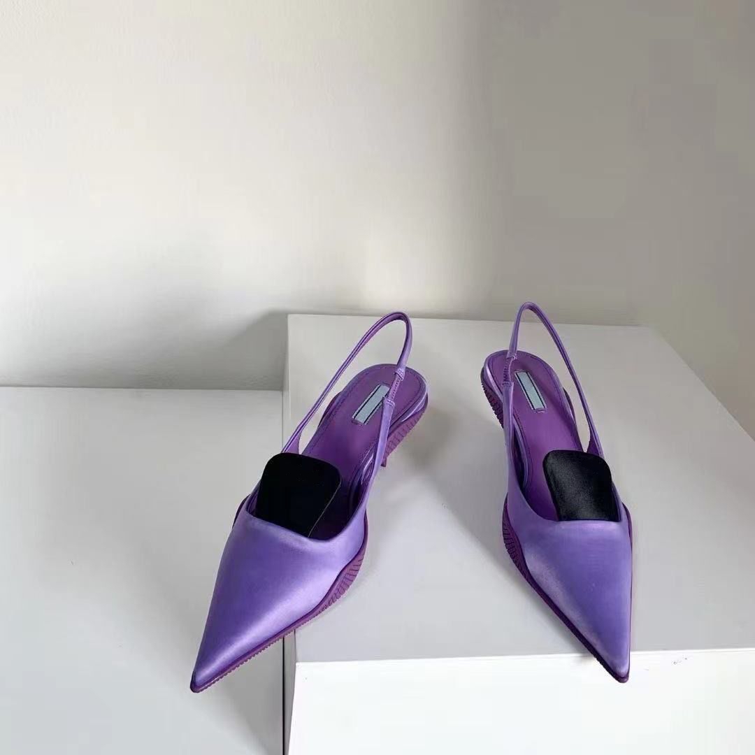 2021 Lettre Bow Noeud haut Femmes piste Toe bas Pointu talon Gladiaor Sandales femme design Chaussures Mesh 35-40 mjkzjj002, 11
2021 Lettre Bow Noeud haut Femmes piste Toe bas Pointu talon Gladiaor Sandales femme design Chaussures Mesh 35-40 mjkzjj002, 11