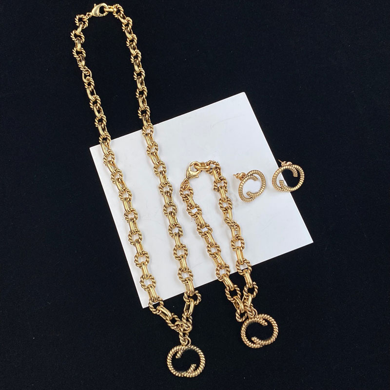 Jewelry Set Women Necklace, Bracelet Stud Earrings Luxury Designer G Gold Necklaces Fashion Bracelets Classic Earring Chain D2111114HL 
Jewelry Set Women Necklace, Bracelet Stud Earrings Luxury Designer G Gold Necklaces Fashion Bracelets Classic Earring Chain D2111114HL