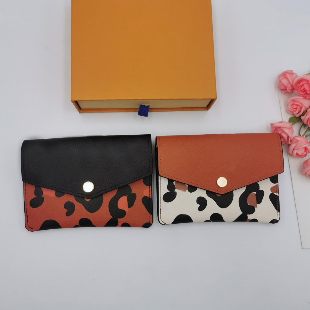 Key Pouch Wallet Fashion Embossed Animal Print Womens Mens Keychains Credit Card Holder Coin Purse Leather Handbags Luxury Designers Mini Wallets Bag, Red;blue
Key Pouch Wallet Fashion Embossed Animal Print Womens Mens Keychains Credit Card Holder Coin Purse Leather Handbags Luxury Designers Mini Wallets Bag, Red;blue
