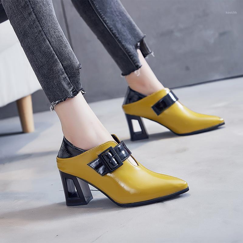 Microfiber Leather High Heels 2021 British Style Women Shoes Buckle Strape Pointed Toe Square Heel Female Footware Black YELLOW
Microfiber Leather High Heels 2021 British Style Women Shoes Buckle Strape Pointed Toe Square Heel Female Footware Black YELLOW