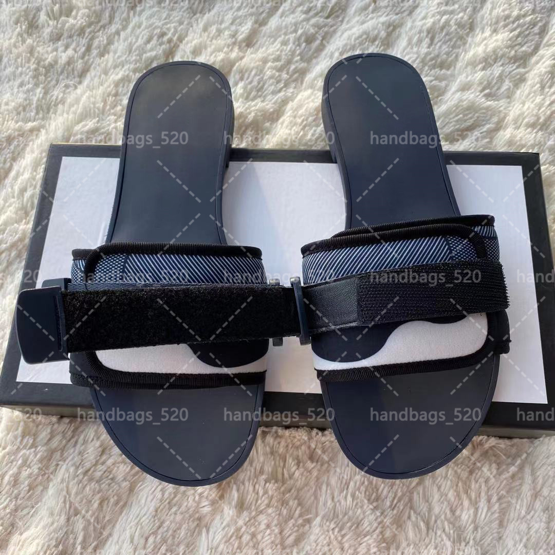 High Quality Women Sandals Slippers Summer Beach indoor Flat Rubber Shoes Designer Classic Lady's Sandal Shoe with box size 35-42
High Quality Women Sandals Slippers Summer Beach indoor Flat Rubber Shoes Designer Classic Lady's Sandal Shoe with box size 35-42