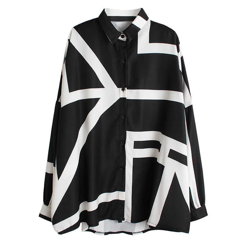 Irregular Geometric Printing Panelled Women Shirts Batwing Sleeve Loose Plus-sized Drape Spring Womens Tops and Blouses 210615Z