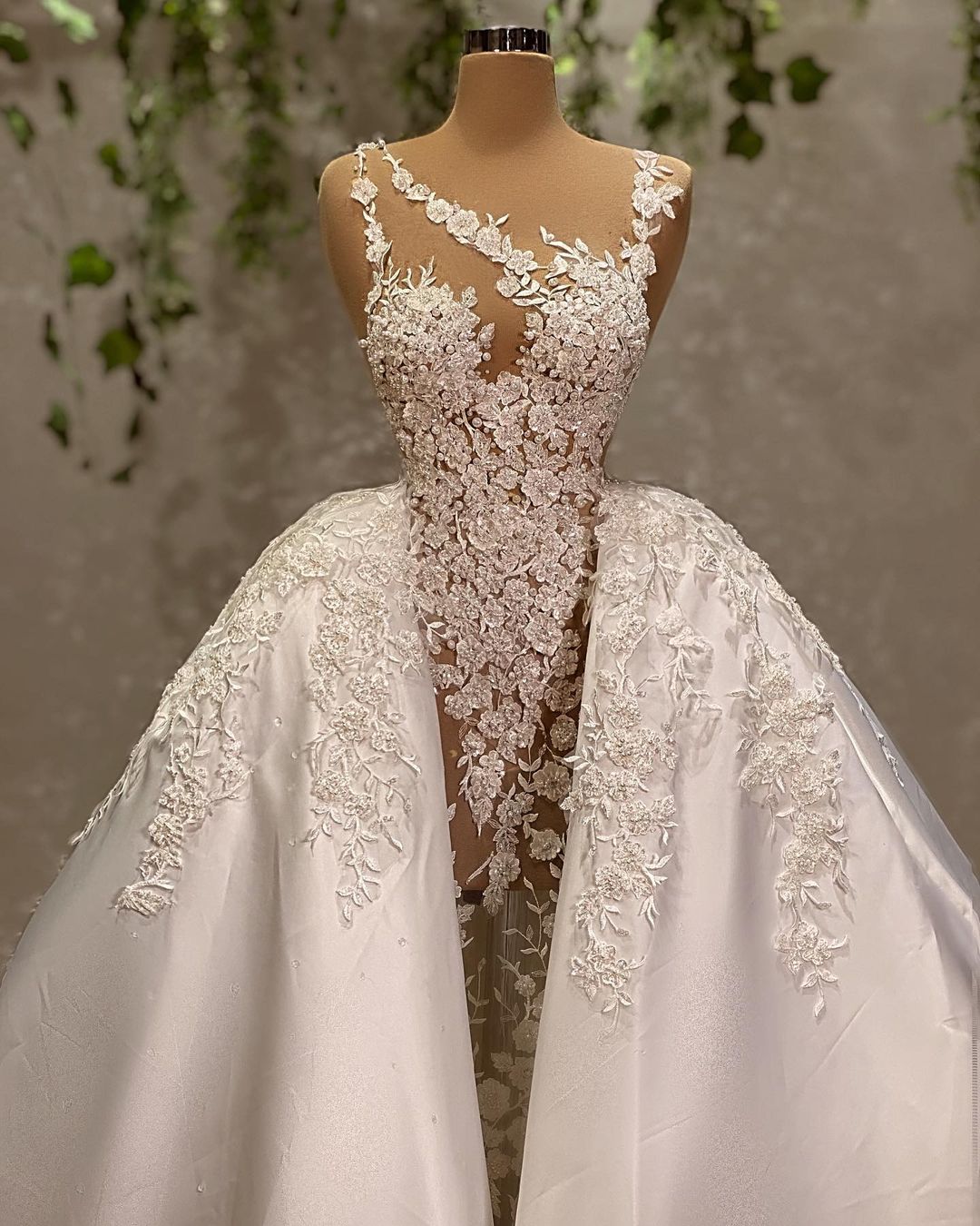 White D Floral Wedding Dress Lace Appliques Illusion Mermaid Tiered Ruffles Robe De Soiree Turkish Couture Dubai Abendkleider Bridal Gowns