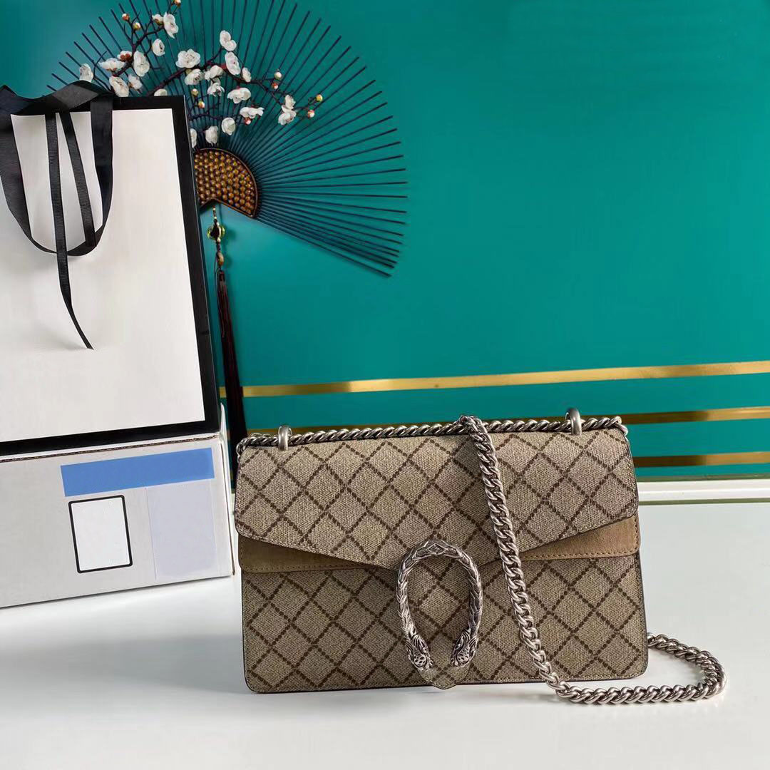 Luxurys Designers women shoulder bag change Handbags Crossbody canvas or leather details Antique silver-toned hardware Microfiber lining with a suede-like finish, 15*medium size:28cm
Luxurys Designers women shoulder bag change Handbags Crossbody canvas or leather details Antique silver-toned hardware Microfiber lining with a suede-like finish, 15*medium size:28cm