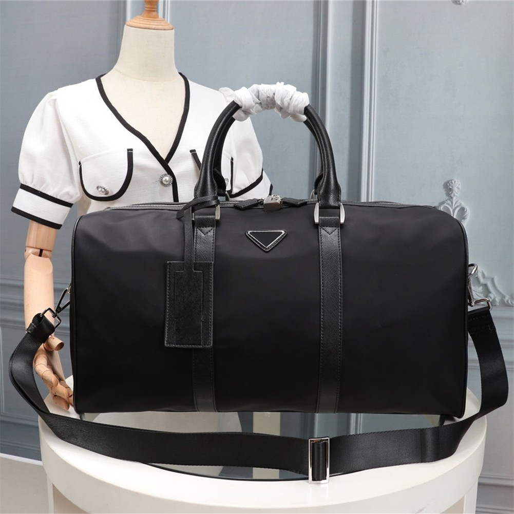 Men's black nylon canvas waterproof travel bag simple leisure luggage sports outdoor large capacity classic handbag
Men's black nylon canvas waterproof travel bag simple leisure luggage sports outdoor large capacity classic handbag