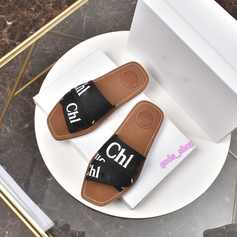 2021 Fashion slippers catwalk Kids summer wild breathable casual trend color letter ribbon flat sandals, Black;grey
2021 Fashion slippers catwalk Kids summer wild breathable casual trend color letter ribbon flat sandals, Black;grey
