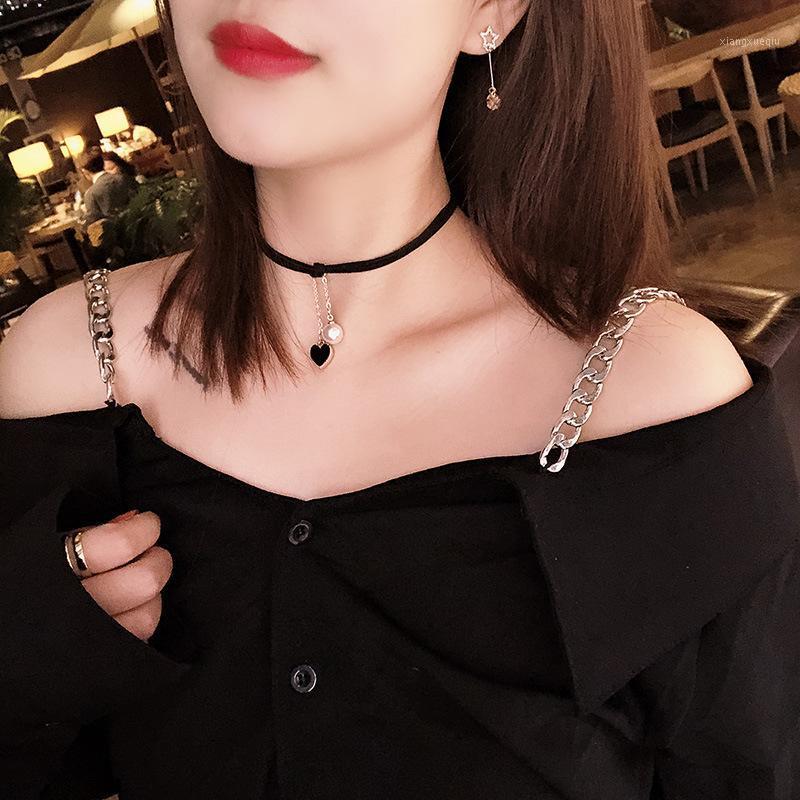Red Love Necklace Female Neck Collar Neckband Clavicle Chain Short Birthday Gift Banquet Accessories Chokers, Golden;silver
Red Love Necklace Female Neck Collar Neckband Clavicle Chain Short Birthday Gift Banquet Accessories Chokers, Golden;silver