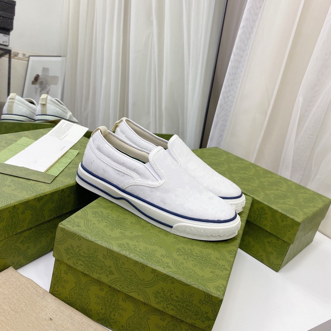Mens Womens Luxury Designers Causal Shoes Sneakers Paris Comfort Leather Slip-on Trainers Party Dress Shoes Sneakers Chaussures With Box 0524, 01
Mens Womens Luxury Designers Causal Shoes Sneakers Paris Comfort Leather Slip-on Trainers Party Dress Shoes Sneakers Chaussures With Box 0524, 01