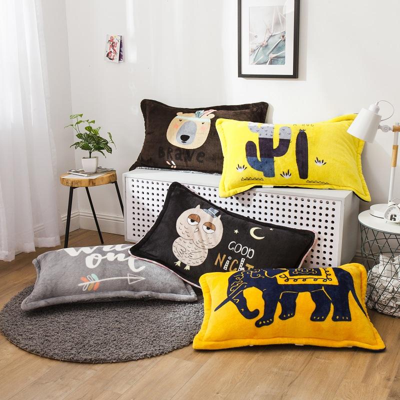 Pillow Case Cartoon Flannel Pillowcases Soft Warm Elephant Moon Pattern Comfort For Healthy Sleep Home Textile 48x74cm 2pcs Drop 
Pillow Case Cartoon Flannel Pillowcases Soft Warm Elephant Moon Pattern Comfort For Healthy Sleep Home Textile 48x74cm 2pcs Drop