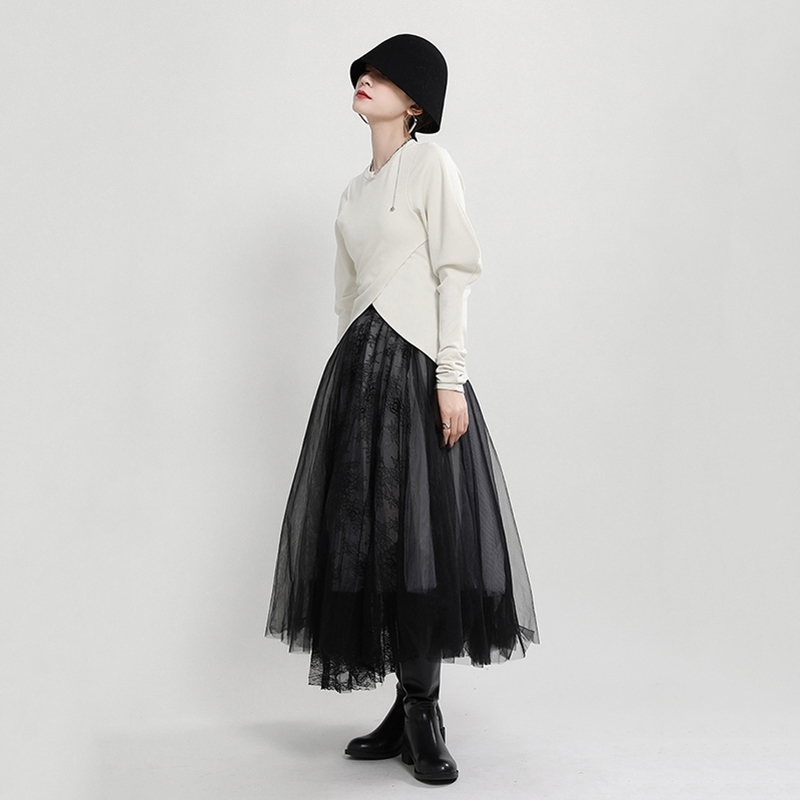 [EAM] Women Shaped Irregular Tight T-shirt New Round Neck Puff Long Sleeve Fashion Tide Spring Autumn 1DD2529 210406