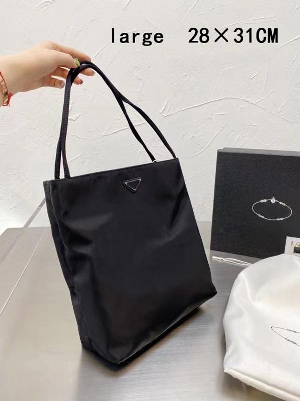 Women Luxurys Designers Women's handbags high-end brand luxury shopping portable underarm bags, Black
Women Luxurys Designers Women's handbags high-end brand luxury shopping portable underarm bags, Black