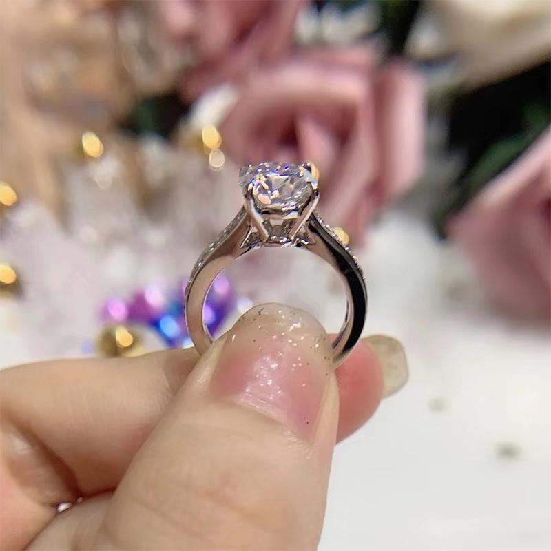 Cluster Rings 9K White Gold Ring For Gift 1ct 2ct 3ct Lab Moissanite DF Color 4 Customizable Fine Jewerly Diamond Lover, Golden;silver
Cluster Rings 9K White Gold Ring For Gift 1ct 2ct 3ct Lab Moissanite DF Color 4 Customizable Fine Jewerly Diamond Lover, Golden;silver