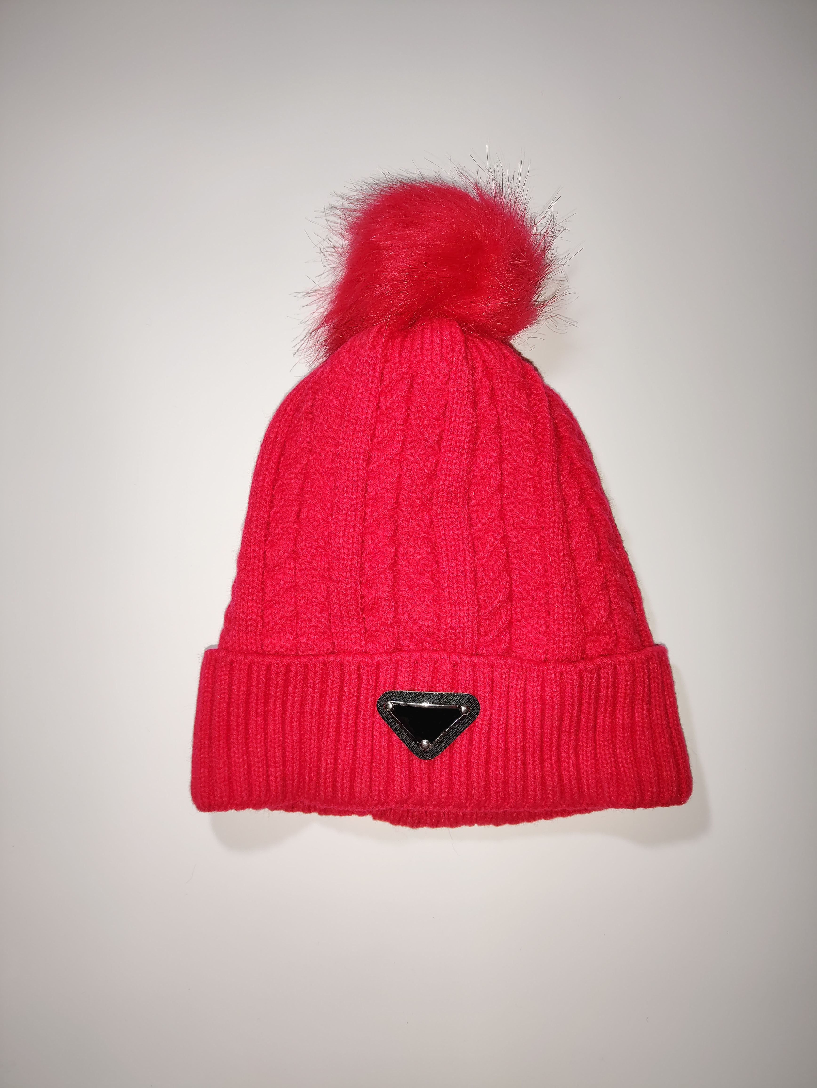 Wholesale Luxur Skull Cap Designer Caps Hip Hop Beanie Winter Warm hat Knitted Wool Hats for Women Men Bonnet, Grey
Wholesale Luxur Skull Cap Designer Caps Hip Hop Beanie Winter Warm hat Knitted Wool Hats for Women Men Bonnet, Grey