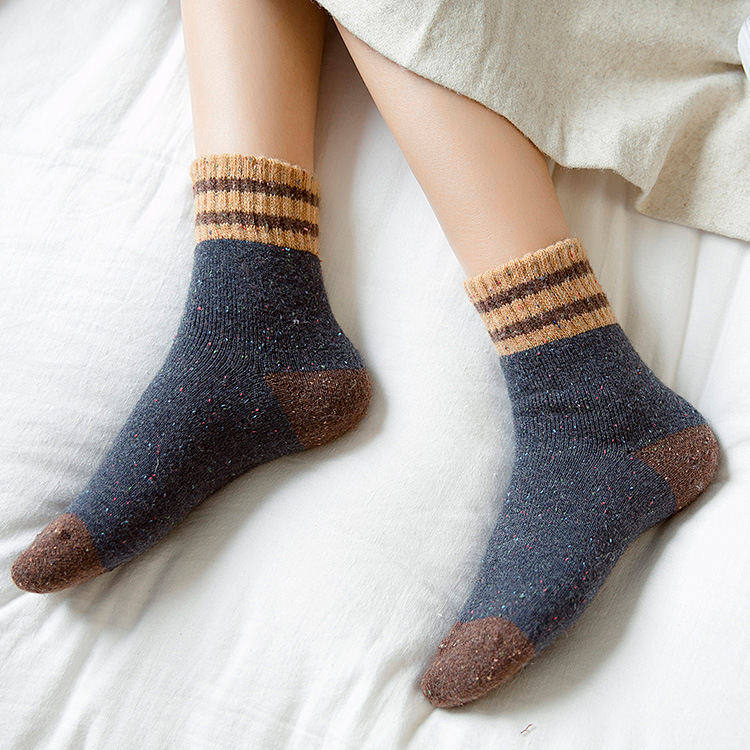 Thick Terry Wool Socks Women for Autumn and Winter with Striped Dotted Yarn Warm Christmas Socks, Black;white
Thick Terry Wool Socks Women for Autumn and Winter with Striped Dotted Yarn Warm Christmas Socks, Black;white