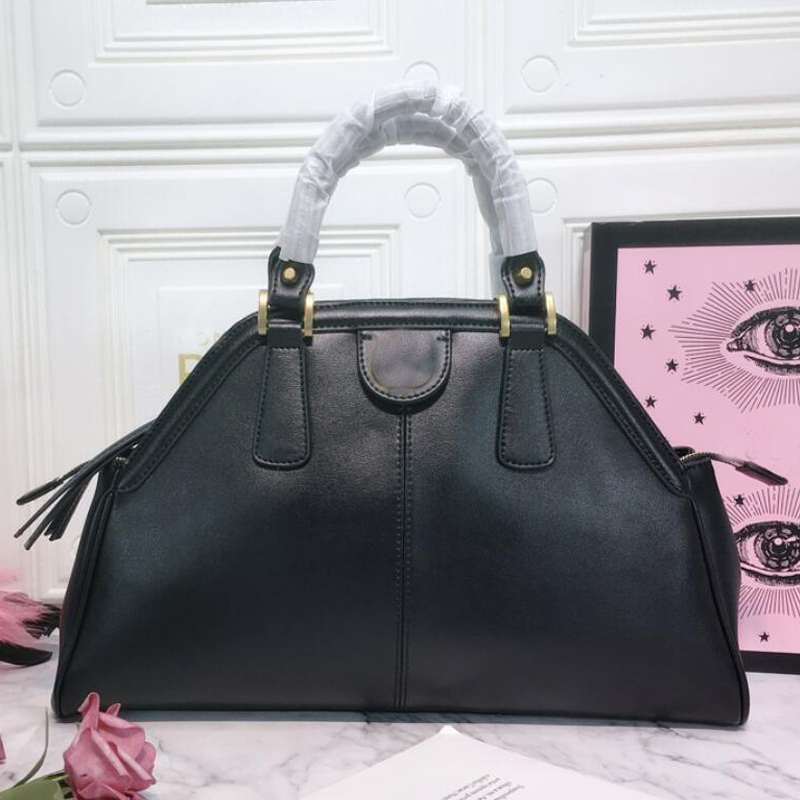 Large Capacity Handbag Tote Bags Women Bag Plain Genuine Leather Hihg Quality Interior Zipper Smooth Surface Gold Hardware, Red
Large Capacity Handbag Tote Bags Women Bag Plain Genuine Leather Hihg Quality Interior Zipper Smooth Surface Gold Hardware, Red