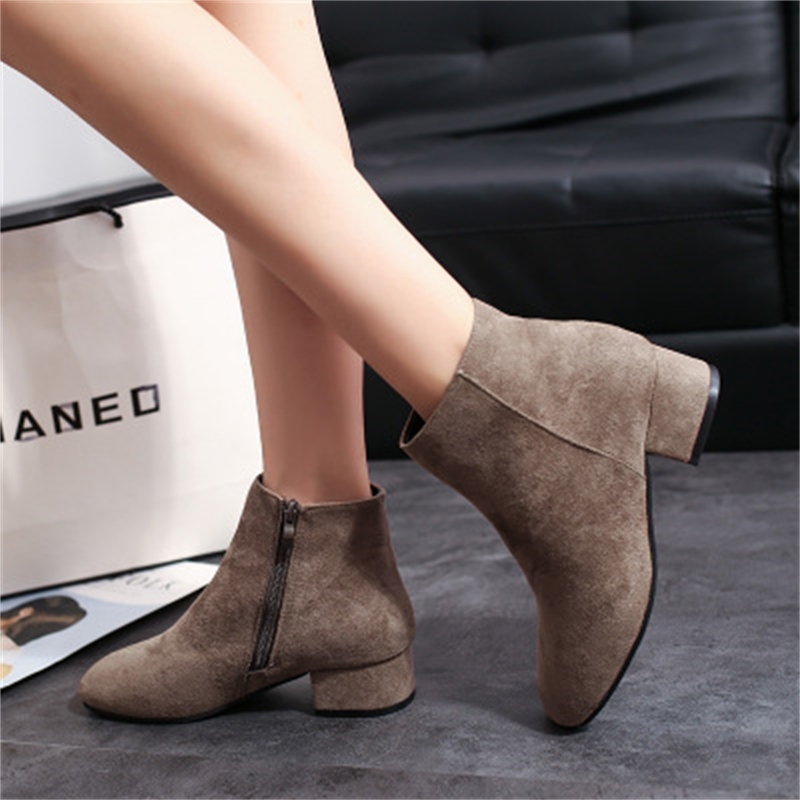 2019 new autumn round head side zipper short tube with boots Martin boots K78, Black
2019 new autumn round head side zipper short tube with boots Martin boots K78, Black