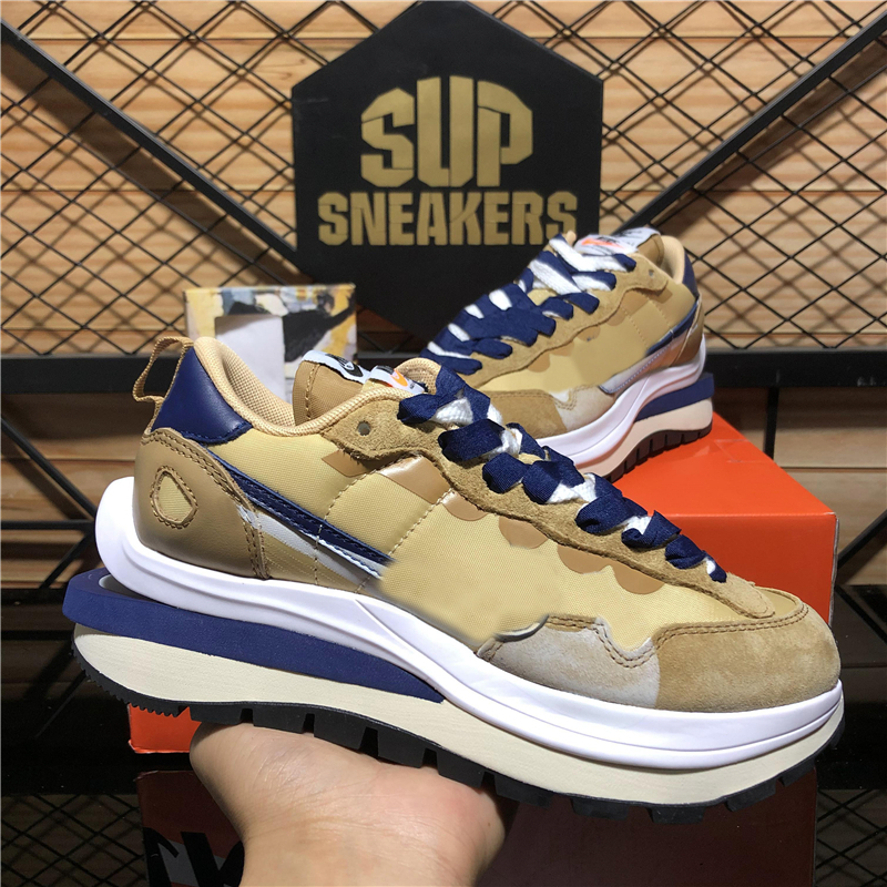 Top Quality VaporWaffle Ldv Daybreak Men Mesh Designer Casual Shoes Sesame Dark Lris Varsity Blue Nylon Wolf Grey Platform Outdoor Sacais Sport Trainers Sneakers, Customize
Top Quality VaporWaffle Ldv Daybreak Men Mesh Designer Casual Shoes Sesame Dark Lris Varsity Blue Nylon Wolf Grey Platform Outdoor Sacais Sport Trainers Sneakers, Customize