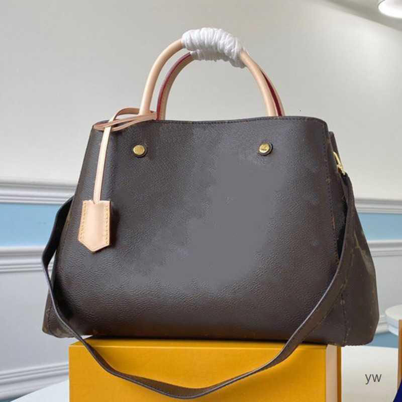 BB Handbags Leather Women Shoulder Bags Messenger Crossbody womenBag Purse Designer Handbag Wallet, Black embossed
BB Handbags Leather Women Shoulder Bags Messenger Crossbody womenBag Purse Designer Handbag Wallet, Black embossed
