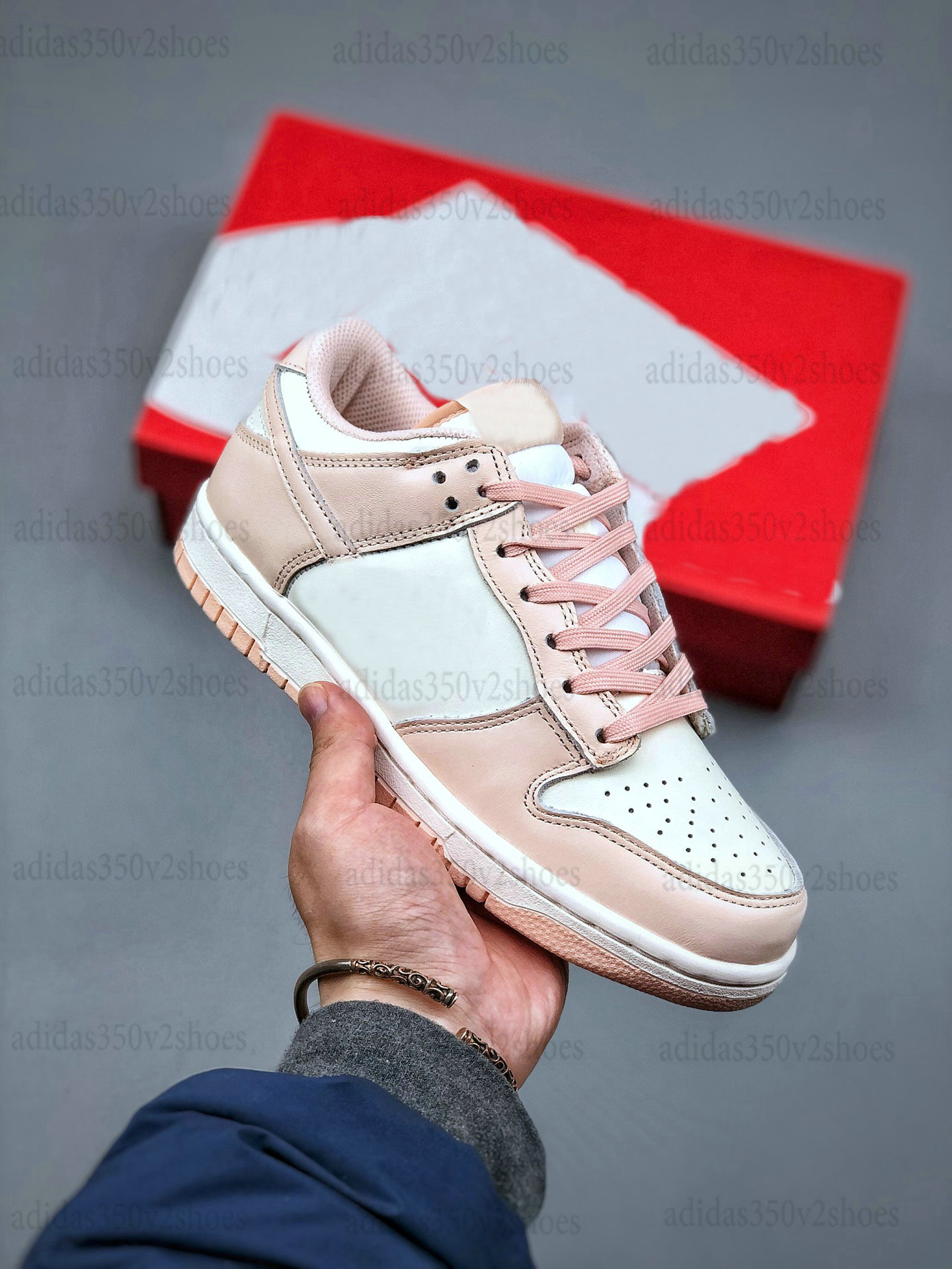 DUNKS LOW WMNS Sail Orange Pearl SB Sports Shoes Pink White Womens Designer Trainer Sneakers, White;red
DUNKS LOW WMNS Sail Orange Pearl SB Sports Shoes Pink White Womens Designer Trainer Sneakers, White;red