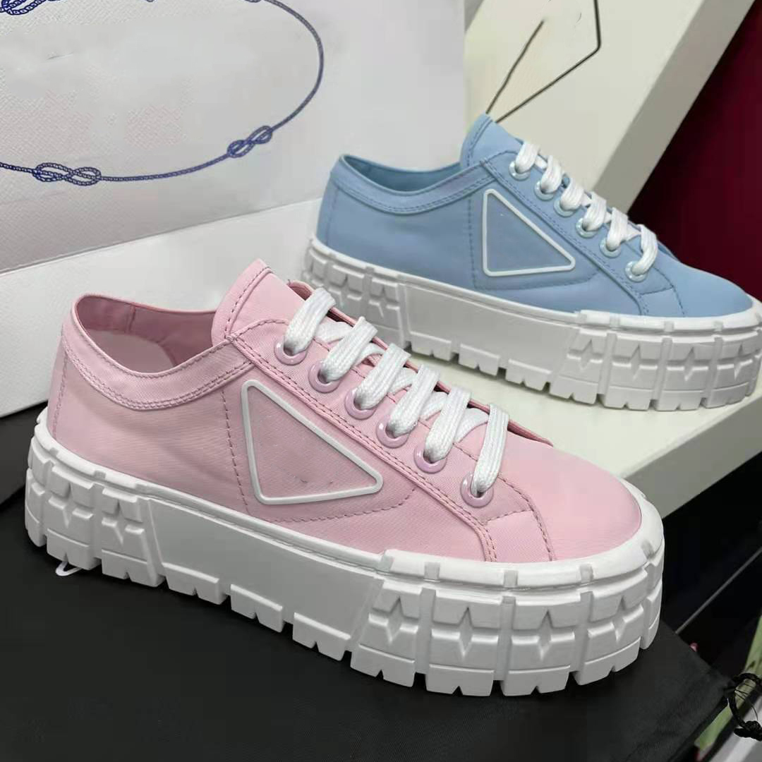 Casual 19FW shoes new Capsule Series Camouflage Black Stylist Lates P Cloudbust Thunder Lace up Sneakers Rubber Low Top Platform shoe
Casual 19FW shoes new Capsule Series Camouflage Black Stylist Lates P Cloudbust Thunder Lace up Sneakers Rubber Low Top Platform shoe