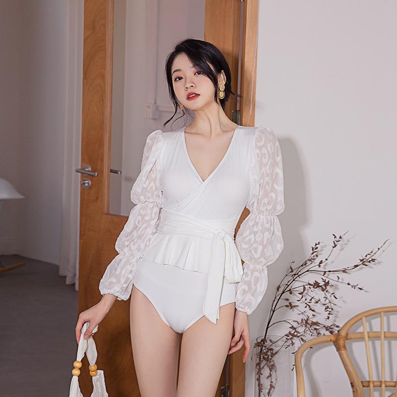 One-Piece Suits Big Size Swimsuit Women One Piece Plus Swimwear For Female Bodysuit 2021 Korean Briefs Slim Lace Long Sleeve Animal
One-Piece Suits Big Size Swimsuit Women One Piece Plus Swimwear For Female Bodysuit 2021 Korean Briefs Slim Lace Long Sleeve Animal