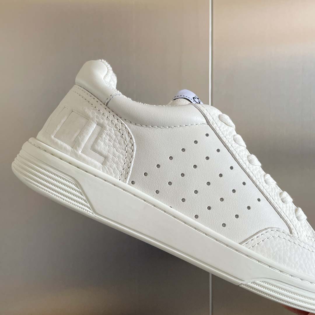 designer lace-up sneakers, luxury women's suede casual shoes, good quality trainers,sneakers size 35 to 40, Colour1
designer lace-up sneakers, luxury women's suede casual shoes, good quality trainers,sneakers size 35 to 40, Colour1