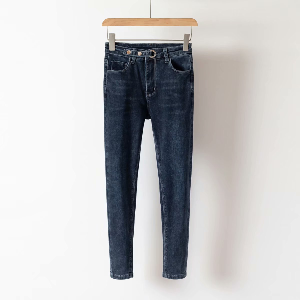 jeans m0715 - korean women's clothing autumn and winter 2021 high waist adjustable button leggings, Blue
jeans m0715 - korean women's clothing autumn and winter 2021 high waist adjustable button leggings, Blue