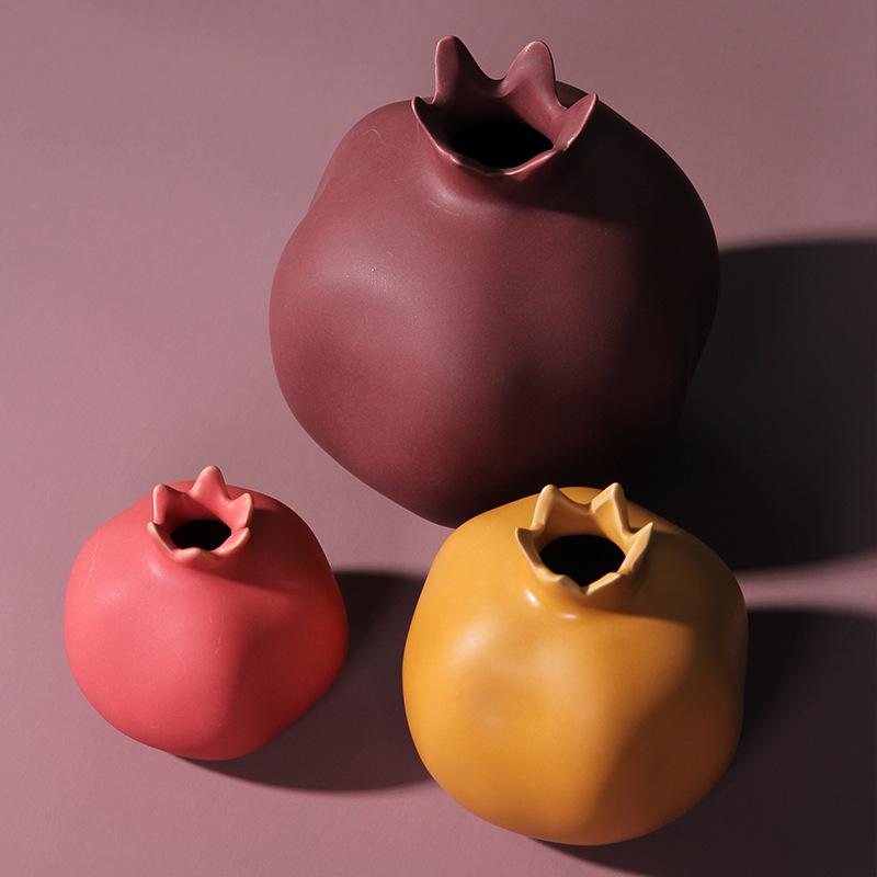 Colorful Ceramic Pomegranate Desktop Vase Ornaments Model Room Home Soft Designer Table Decoration Accessories Terrarium Decor Vases