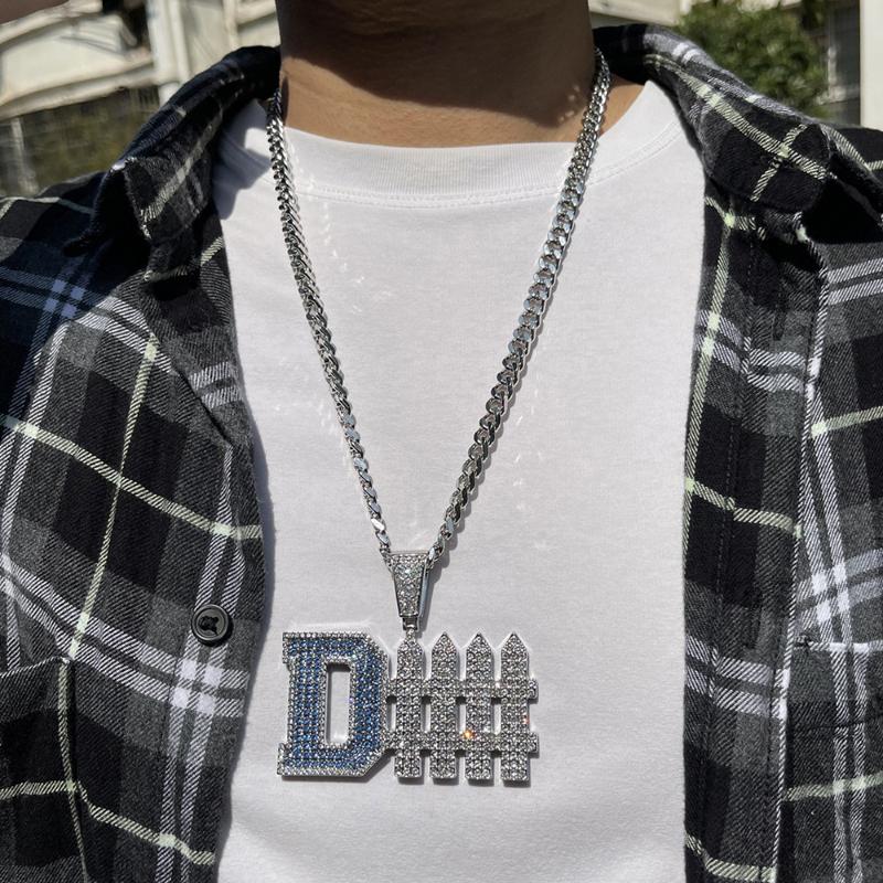 Pendant Necklaces Icy Crystal Iced Out Miami Cuban Link Chain Big D Necklace For Men's Chains Fashion Charm Hip Hop Jewelry Women Gift
Pendant Necklaces Icy Crystal Iced Out Miami Cuban Link Chain Big D Necklace For Men's Chains Fashion Charm Hip Hop Jewelry Women Gift