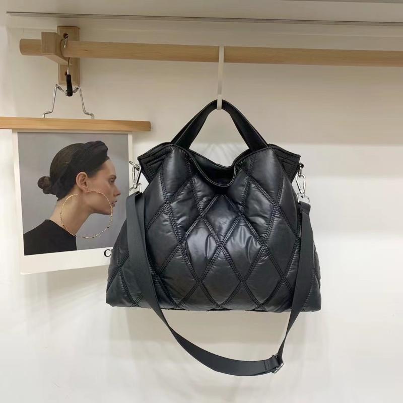 Evening Bags Women Winter Space Cotton Diamond Lattice Shoulder Bag For Lady Elegant Design Novelty Soft Warm Handbag
Evening Bags Women Winter Space Cotton Diamond Lattice Shoulder Bag For Lady Elegant Design Novelty Soft Warm Handbag