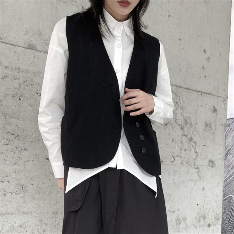 Women's Vests Fashion Irregular Design Woman 2021 Japanese Dark Waistcoat Sleeveless Black Vest For Men And Women In Spring Summer
Women's Vests Fashion Irregular Design Woman 2021 Japanese Dark Waistcoat Sleeveless Black Vest For Men And Women In Spring Summer