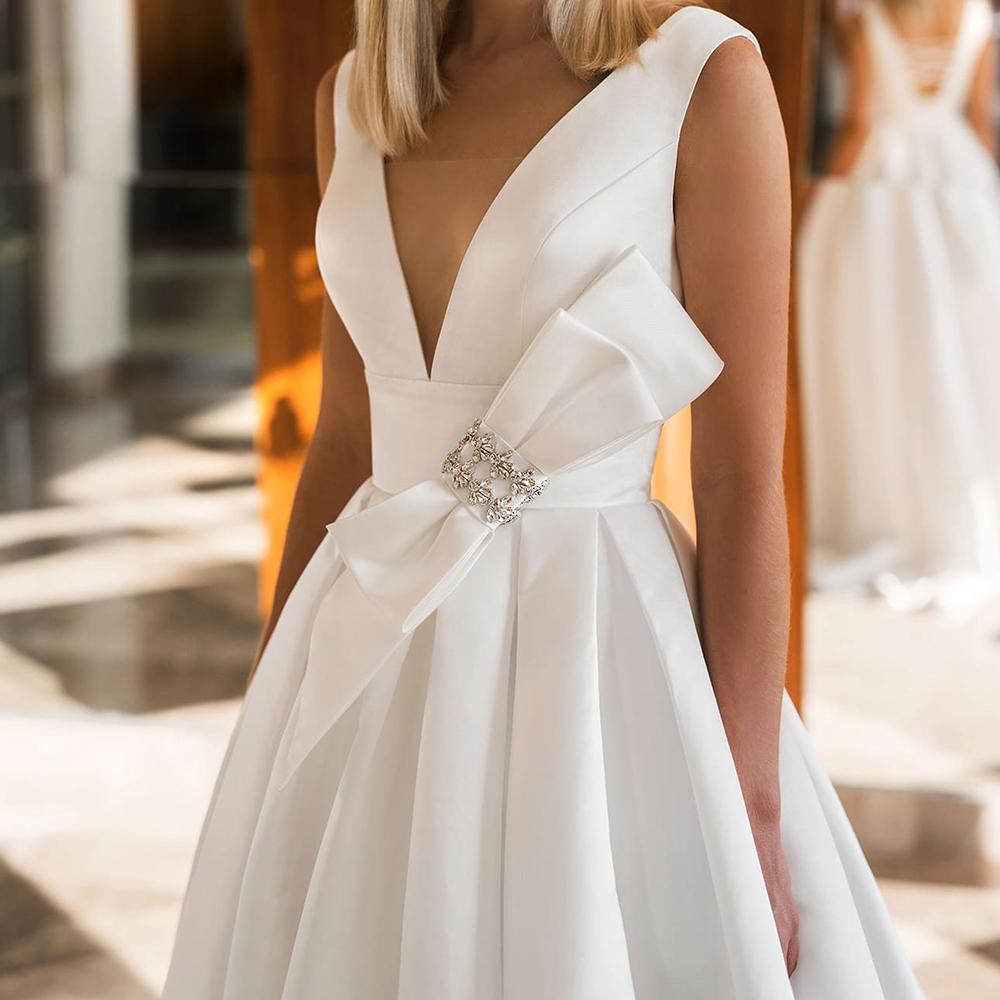 Plus Size Wedding Dress V-Neck Backless Criss Cross A-line Straps Bow Sleeveless Marriage Bride Dresses Custom Made