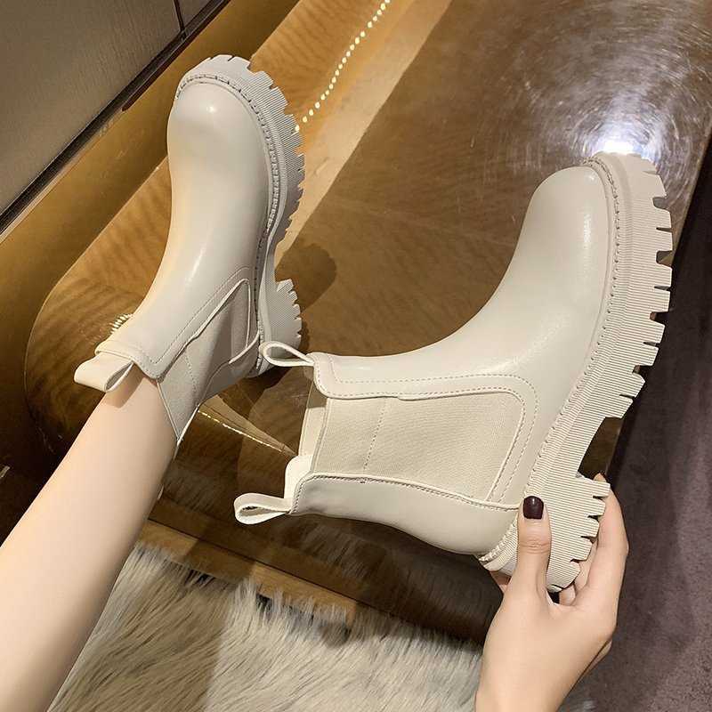 Autumn Winter Chelsea Boots Women Platform Brown Black Beige White Ankle Boots For Women Fur Short Chunky Punk Gothic Shoes 210911