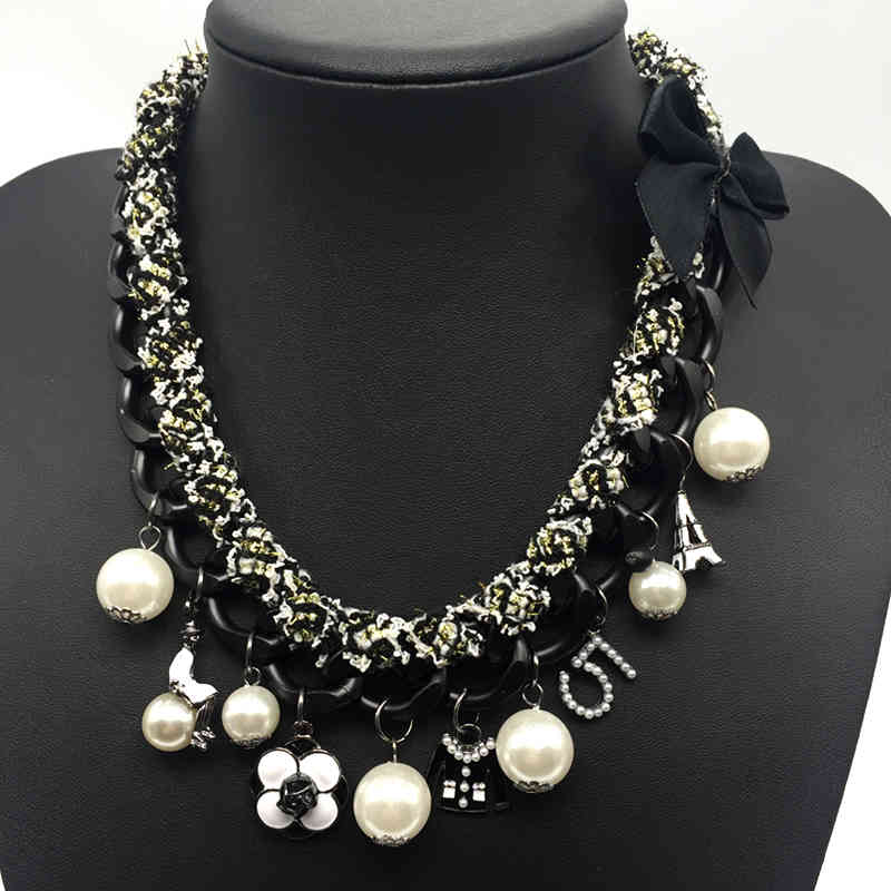 Charms Choker Necklace Women Camellia Letter 5 ABS Pearl Jewelry Classic Statement Necklaces Big CNANIYA Brand Fashion Jewellery
Charms Choker Necklace Women Camellia Letter 5 ABS Pearl Jewelry Classic Statement Necklaces Big CNANIYA Brand Fashion Jewellery