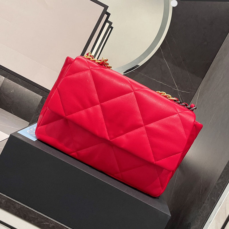 2021 Women Luxurys Designers Jumbo Bag 19 Series Crossbody Classic Flap Large Capacity Shopping Double Chains Wallet Purses Quilted Shoulder Lambskin Handbag 30C, White
2021 Women Luxurys Designers Jumbo Bag 19 Series Crossbody Classic Flap Large Capacity Shopping Double Chains Wallet Purses Quilted Shoulder Lambskin Handbag 30C, White
