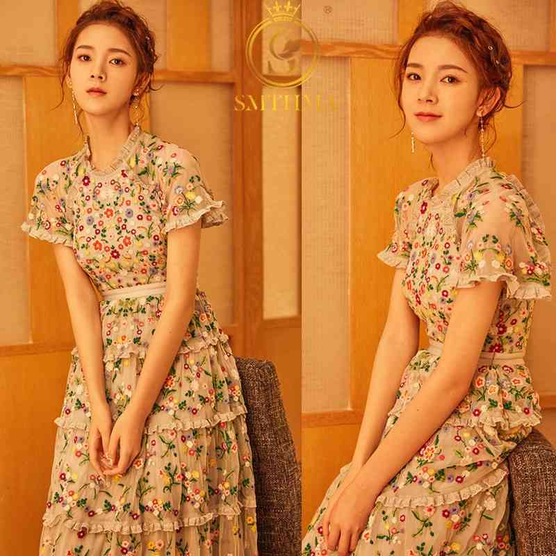 High Quality Fashion Runway Dress Women' Summer Short Sleeve Gauze Embroidery Lace Flower Vestidos 210520, Photo color
High Quality Fashion Runway Dress Women' Summer Short Sleeve Gauze Embroidery Lace Flower Vestidos 210520, Photo color