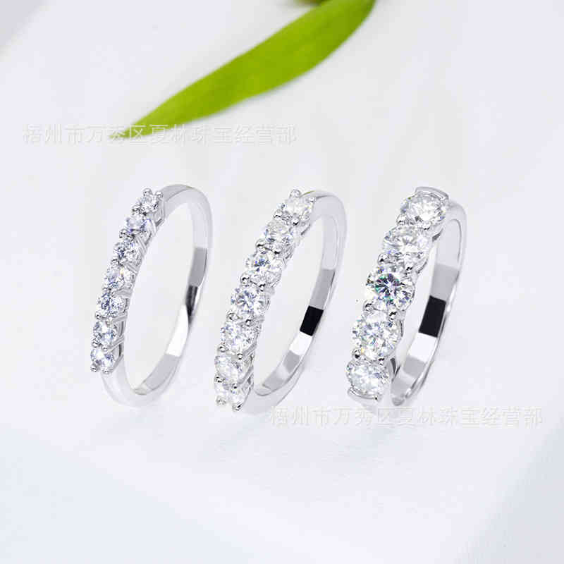 2021 28 Points 7 Small Stone Mossan Ring Women's S925 Silver Plated Index Finger