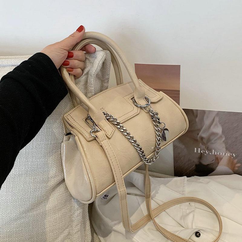 Small PU Leather Crossbody Bags For Women Fashion Chain Designer Handbags And Purses Female Shoulder Tote Bag 7243 Cross Body, Black
Small PU Leather Crossbody Bags For Women Fashion Chain Designer Handbags And Purses Female Shoulder Tote Bag 7243 Cross Body, Black