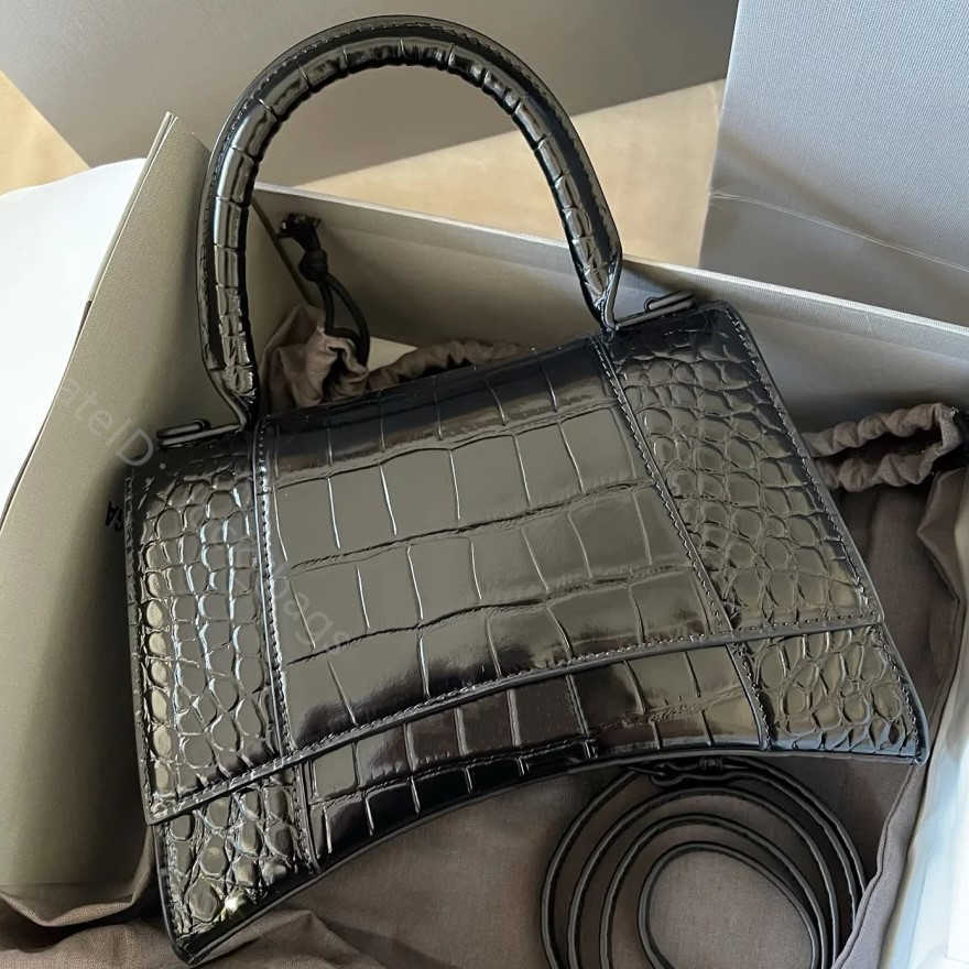 Top Leather Quality Hot Famous Designer Handbags Bucket Shoulder Bag luxury Women Fashion Cross Body Clutch Plain String totes Casual
Top Leather Quality Hot Famous Designer Handbags Bucket Shoulder Bag luxury Women Fashion Cross Body Clutch Plain String totes Casual