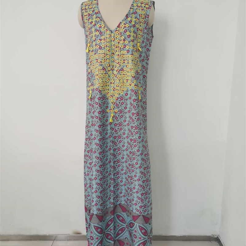 Women Dress Tassel Patchwork V-neck Printing Dresses Sleeveless Plus Size V-Neck Long Summer Clothes 210513