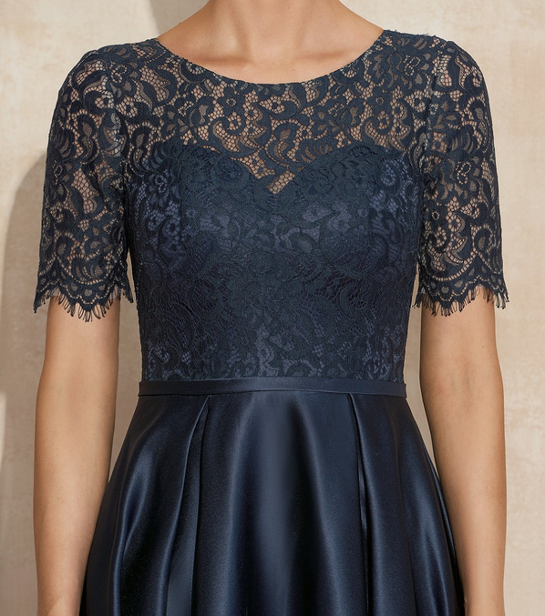 Elegant Navy Blue High Low Satin Lace Mother of the Bride Dress Scoop Asymmetrical Bridal Party Gown Customed Robe De Soiree