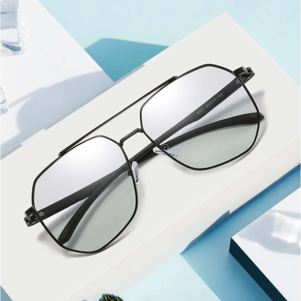 Summer sunscreen color changing glasses adult full frame comfortable Polarized Sunglasses, White;black
Summer sunscreen color changing glasses adult full frame comfortable Polarized Sunglasses, White;black
