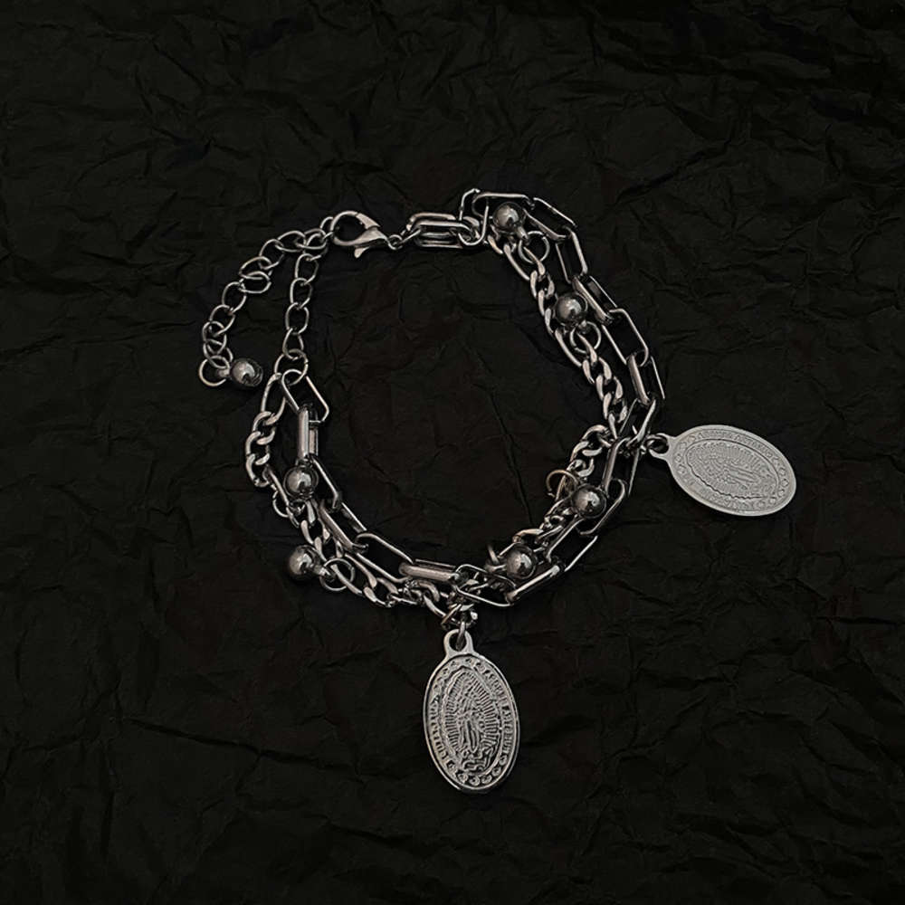 Hand catenary Indifference lovers women's Korean ins fashion niche design personality simple high-level feeling Bracelet Fashion Accessories, Black
Hand catenary Indifference lovers women's Korean ins fashion niche design personality simple high-level feeling Bracelet Fashion Accessories, Black