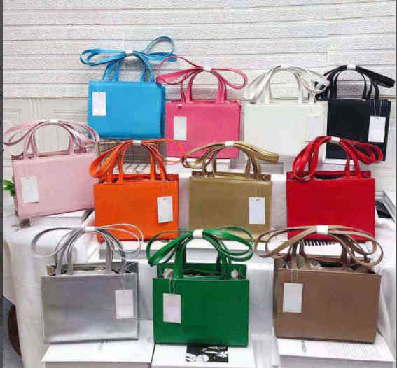 Shoulder Bags 2022 Women Handbag Shoppers Bolso Tote Diseador Designer Mujer Bolsa Femenina Marca Famosa Hombro Novedad Vintage Purses 1215, M white
Shoulder Bags 2022 Women Handbag Shoppers Bolso Tote Diseador Designer Mujer Bolsa Femenina Marca Famosa Hombro Novedad Vintage Purses 1215, M white