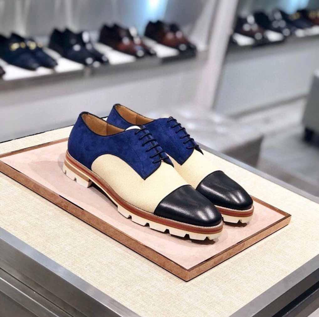 2021 Elegant Gentleman Wedding,Dress shoes,Party Red Bottom Oxford Flat Loafer Reds Soles Loafers Walking Luxurious design with boxes
2021 Elegant Gentleman Wedding,Dress shoes,Party Red Bottom Oxford Flat Loafer Reds Soles Loafers Walking Luxurious design with boxes