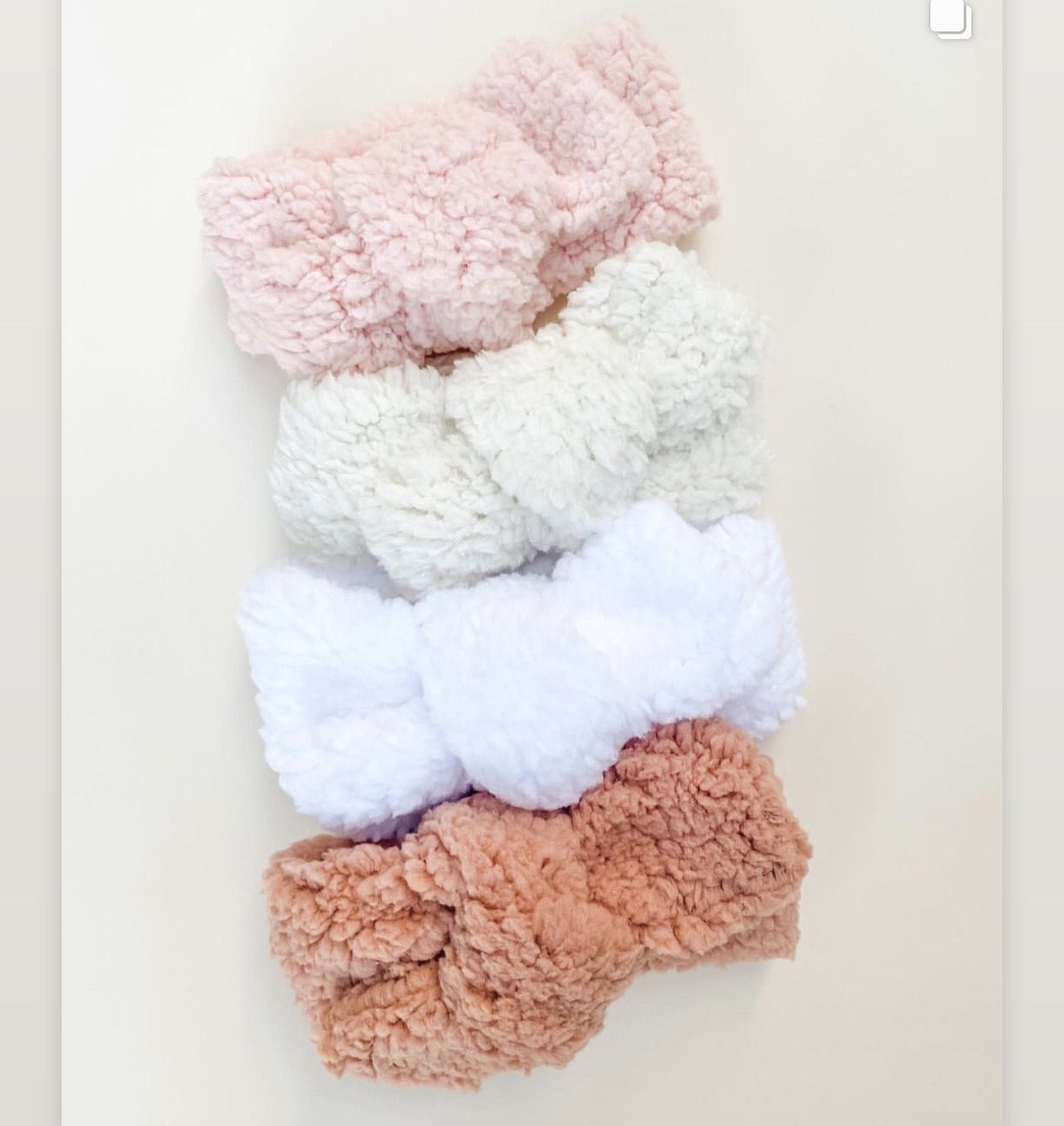 Newborn Warm Winter Wool Headband Baby Adjustable Headbands Turban Girls Handmade Knotbow Head Wraps Kids Headwear, Multi-color
Newborn Warm Winter Wool Headband Baby Adjustable Headbands Turban Girls Handmade Knotbow Head Wraps Kids Headwear, Multi-color