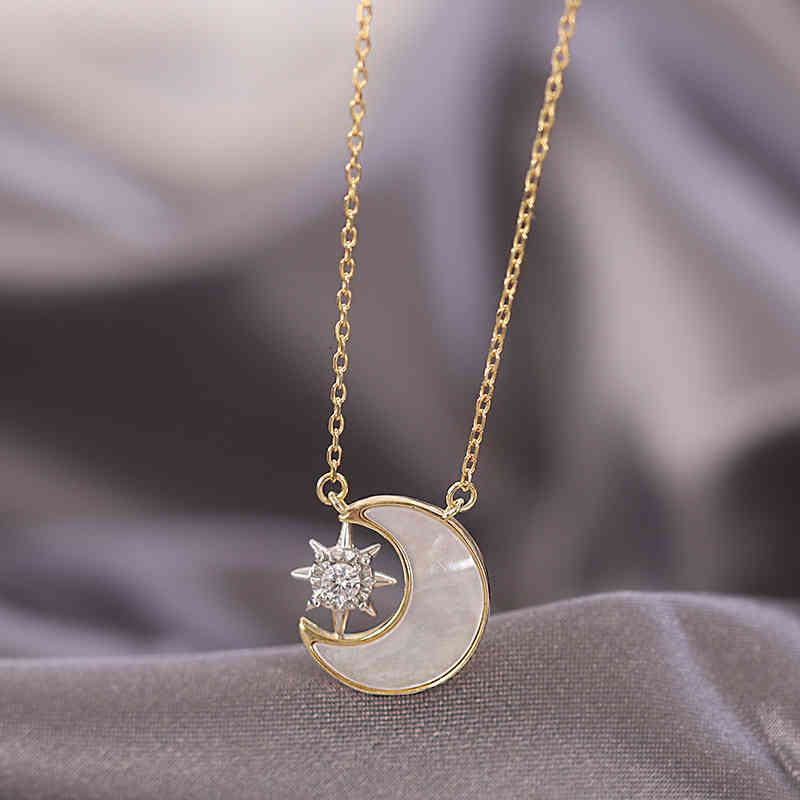 S925 Silver Small Xi Moon and a Half Star Necklace Female Creative Niche Net Red Ins Cold Wind Color Separation Clavicle Chain