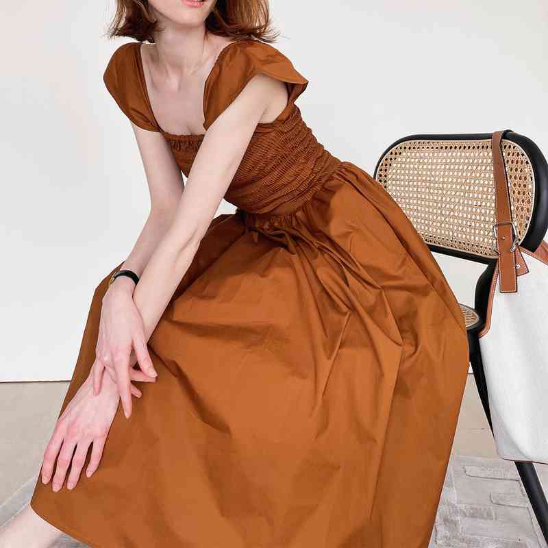 Vintage Pleated Slim Waist Design Dresses Chic Flying Short Sleeve Draped Woman Dress Summer Sexy Square Collar Vestidos 210524, Brown
Vintage Pleated Slim Waist Design Dresses Chic Flying Short Sleeve Draped Woman Dress Summer Sexy Square Collar Vestidos 210524, Brown
