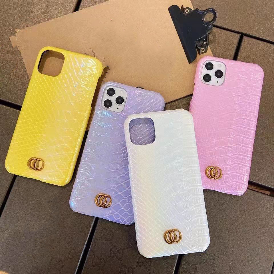 Luxurys fashion designers Cell Phone Cases for iPhone 7 8 7p 8p x XR xsmax 11 11pro 11promax 12 12mini 12pro 12promax high quality 4 colors
Luxurys fashion designers Cell Phone Cases for iPhone 7 8 7p 8p x XR xsmax 11 11pro 11promax 12 12mini 12pro 12promax high quality 4 colors