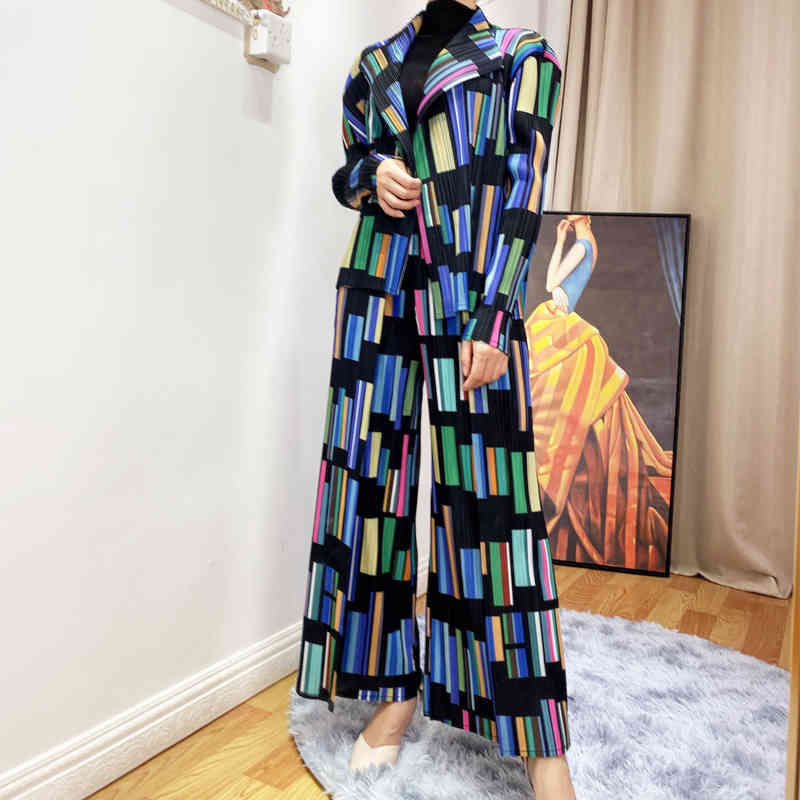 WQJGR Jacket Women Striped Turn-down Collar Sleeveless Women Coats and Jackets Fold Printing Fashion Women Clothes 210507